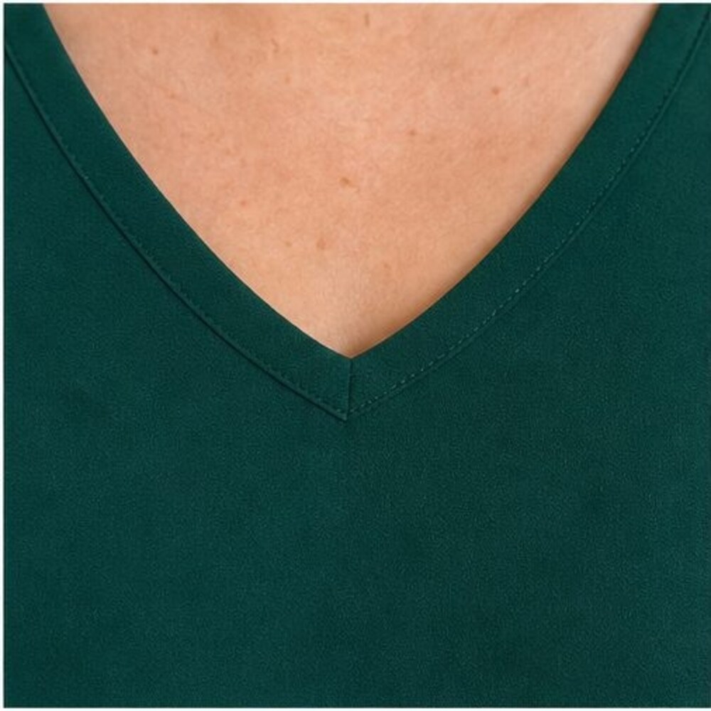 Emerald Button Blouse - Picture 4 of 6